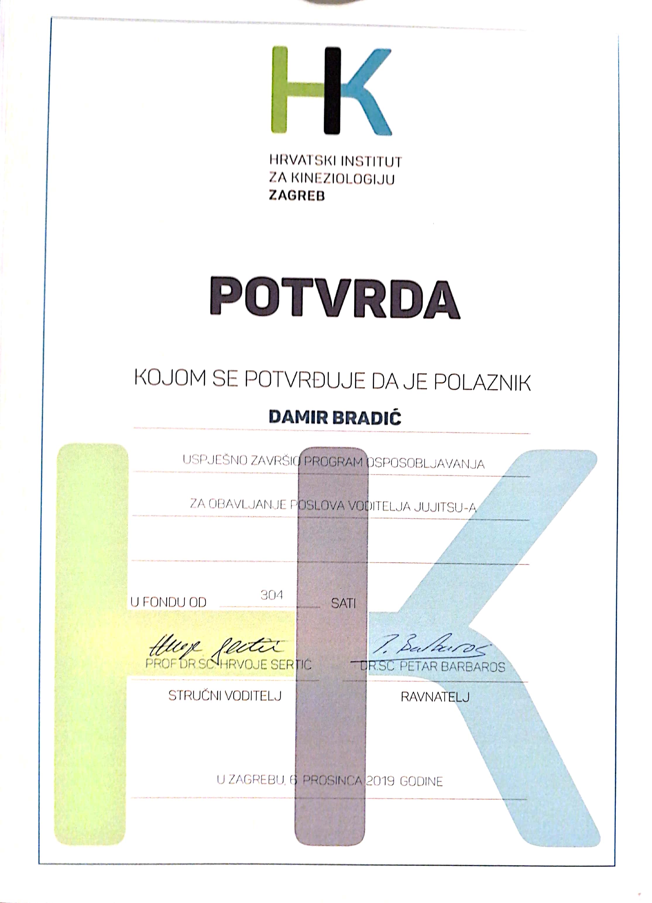 trener Brada diploma